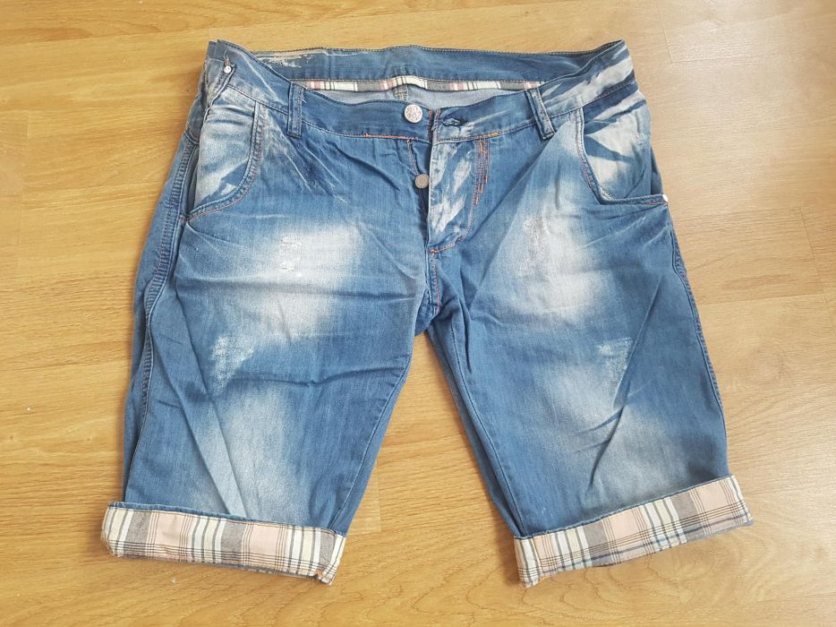 Pantaloni scurți blugi J F Mario