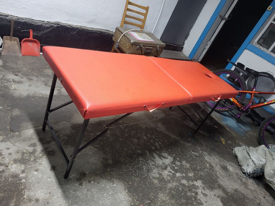 Кушетка для массажа