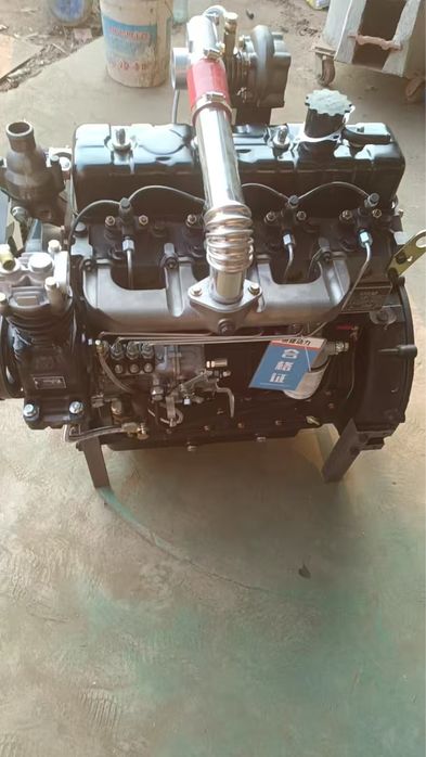 Продам двигатель от погрузчика или экскаватора