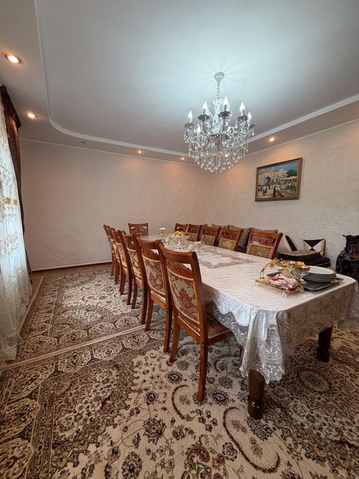 Ковер 4м х 2,5 м 2 штук