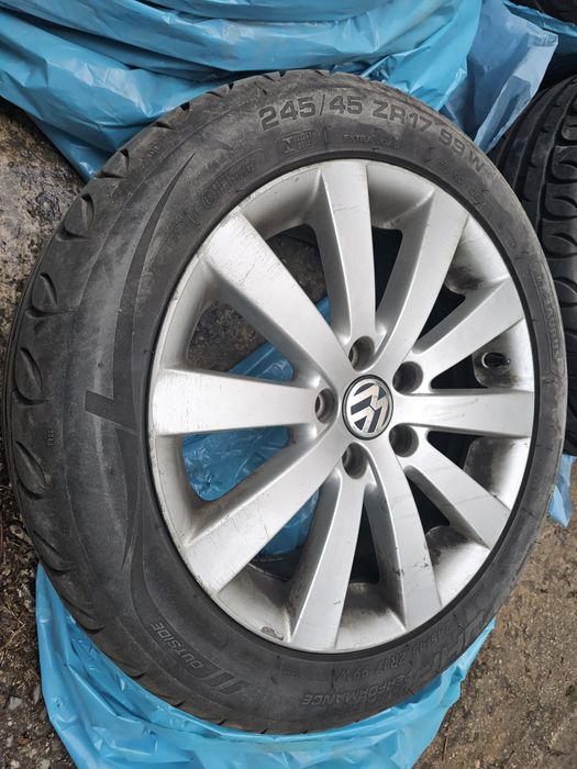 Set jante aliaj originale VW 17" + anvelope 245/45 R17