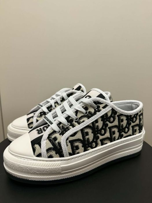 ТОП ЦЕНА! Ниски дамски кецове