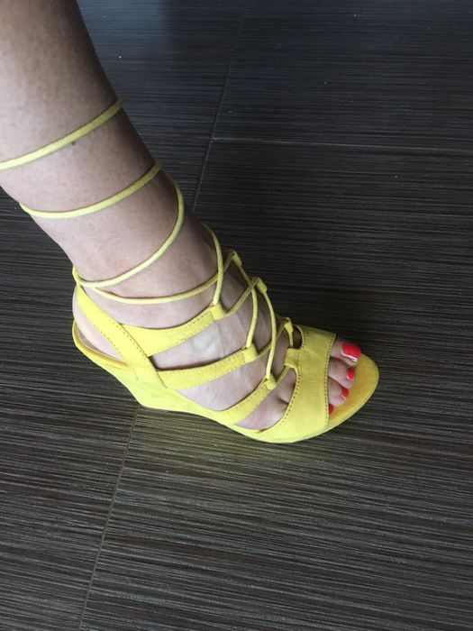 Сандали платформа