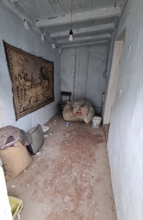 Продается дом 4 соток 6 комнат фасад дома 20 метров. Ориентир Гелён.