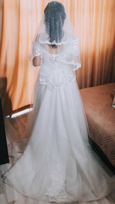 Продавам булчинска рокля