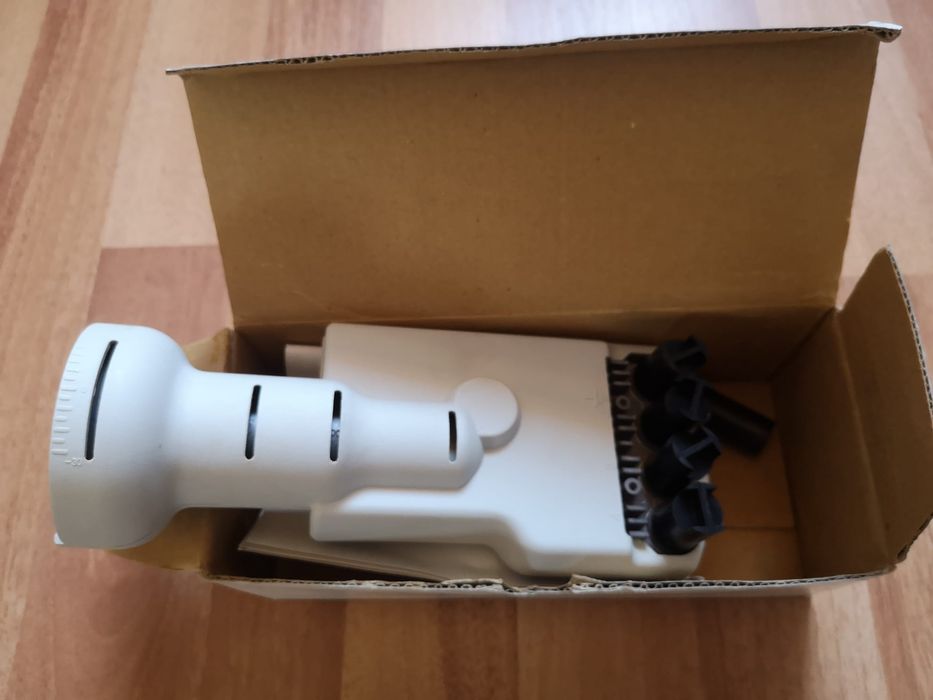 Vand LNB Invacom