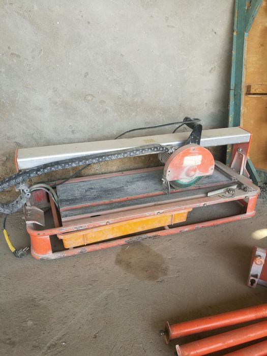 Электроинструмент