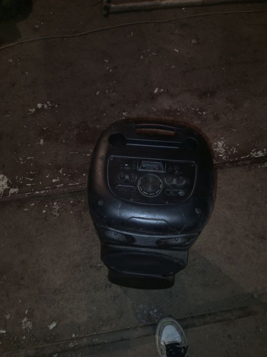 Калонка блютуз ..