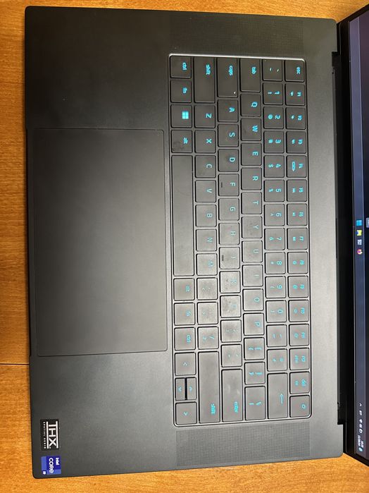 Razer Blade 16 - Intel I9 13 Gen, RTX 4070, 32GB DDR5, 4K 240Hz