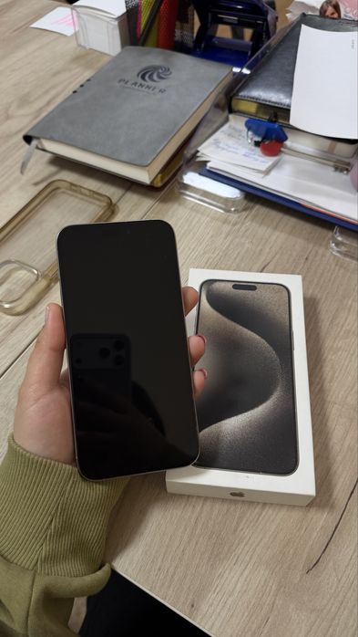 Продам Iphone 15 pro max 1 TB Titanium