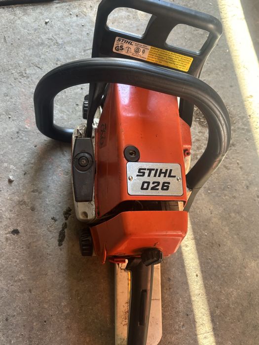 vând doua drujbe sthil