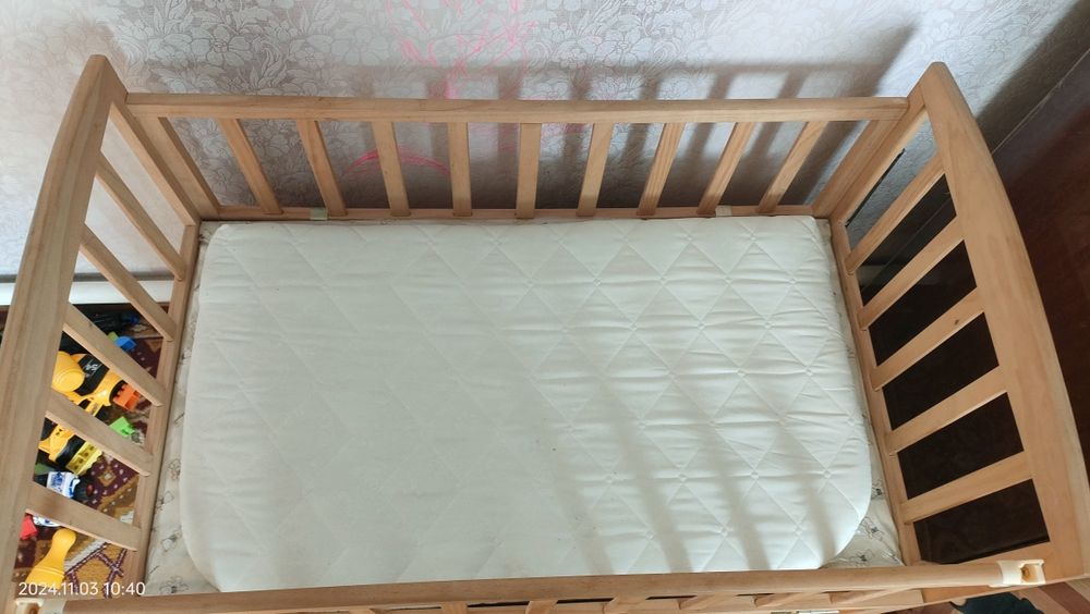 Манеж детский  в отличном состояний