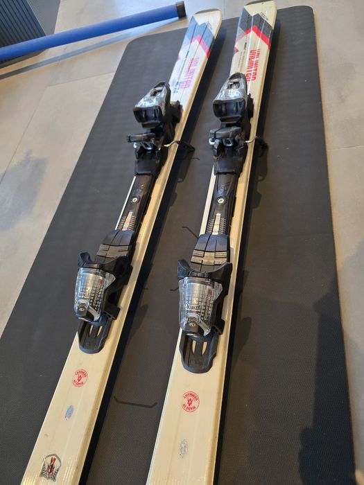 Schiuri Völkl Unlimited AC 7.4 170cm, folosite, stare bună