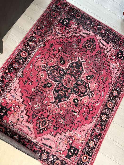 Розовый ковер 120/160