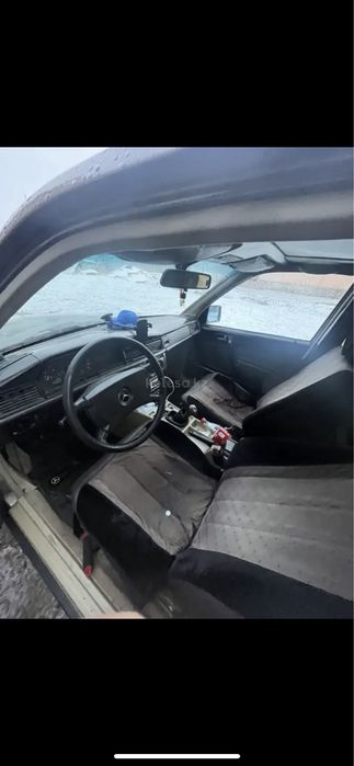 Мерсебес 190 сатылады