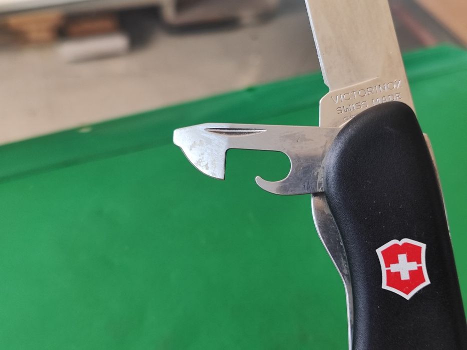 Джобен нож victorinox picknicker с калъф
