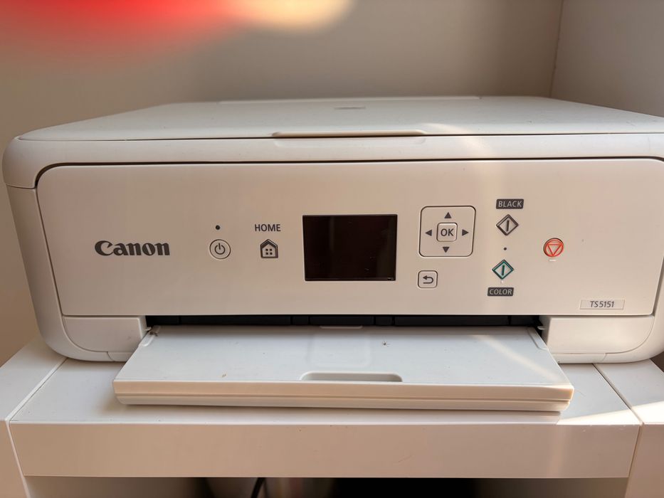 Продавам принтер Canon PIXMA TS5151