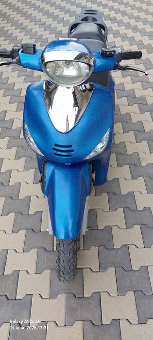 Vând scuter 125cc