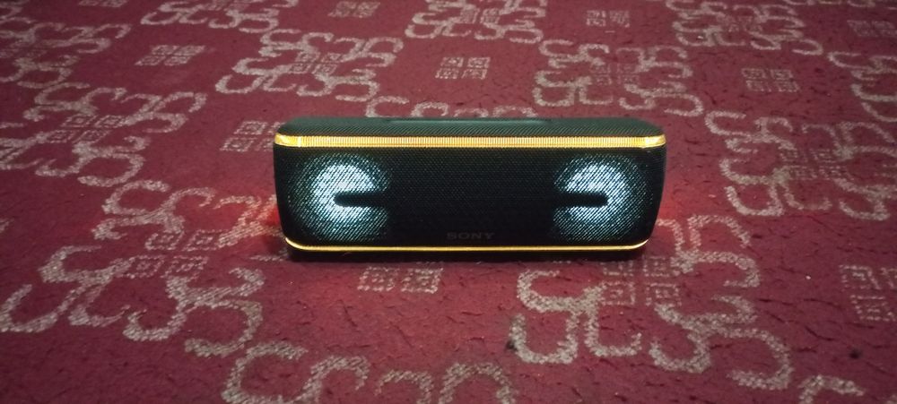 Sony xrema bass xb41 sotiladi bopshu udar ovoziga gap yo