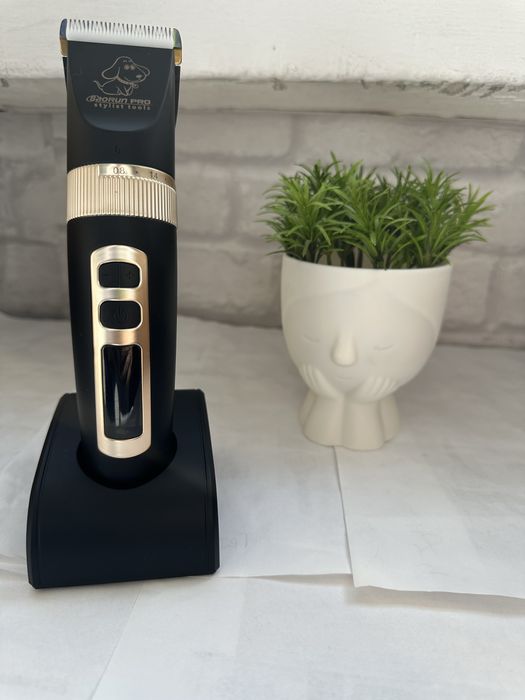 Професионална машинка за подстригване на домашни любимци - BaoRun P9