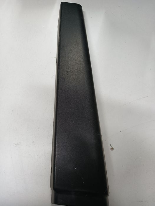 Ornament Stalp Dreapta Seat Leon Ii 1P1 2005 - 2013 1P0853290B