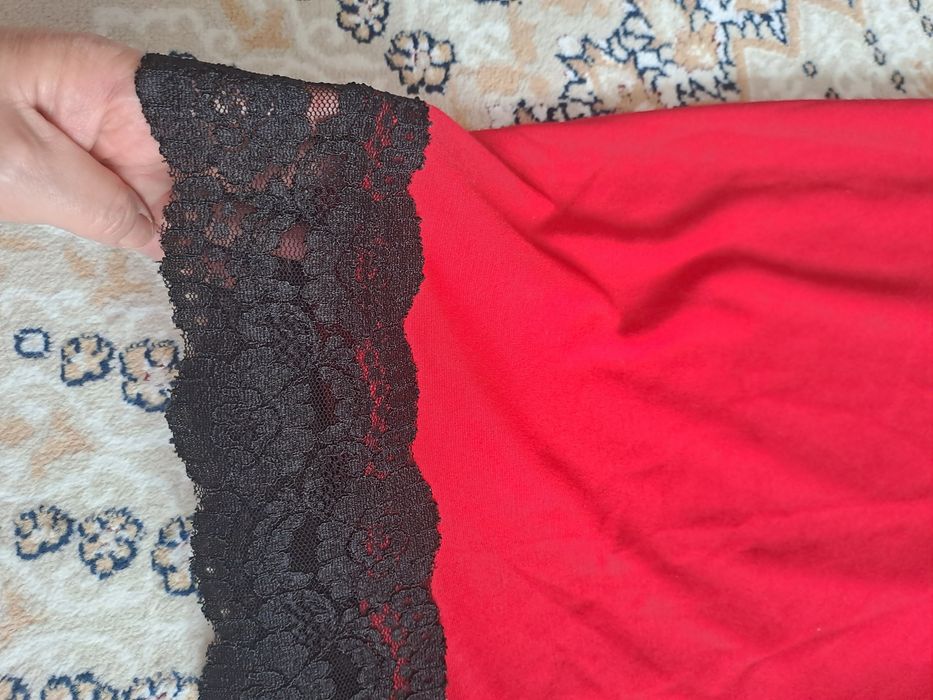 Продам женское платье