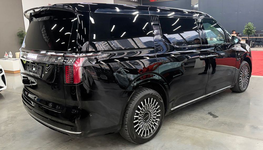 Zeekr 009 ful pozitsiya 702km EV