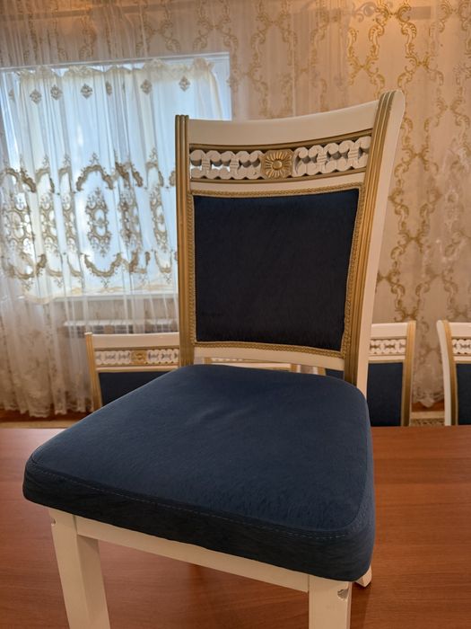 Стулья деревянные