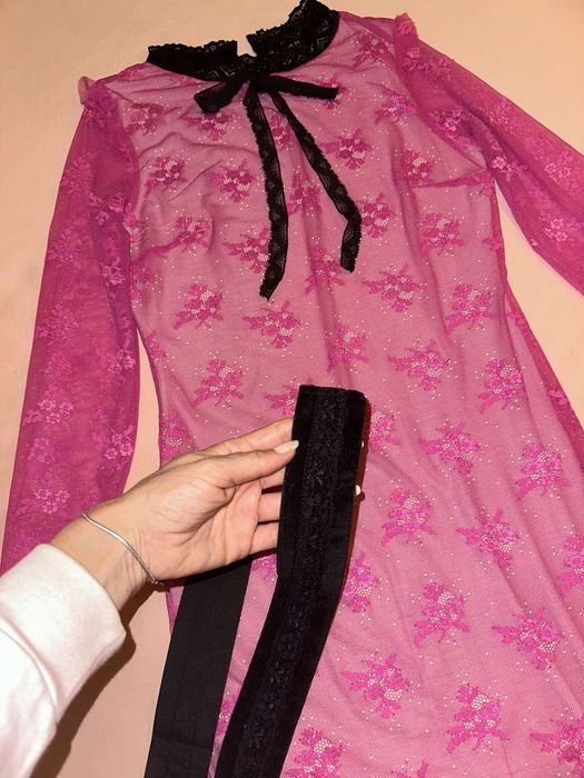 Стилна рокля Avin