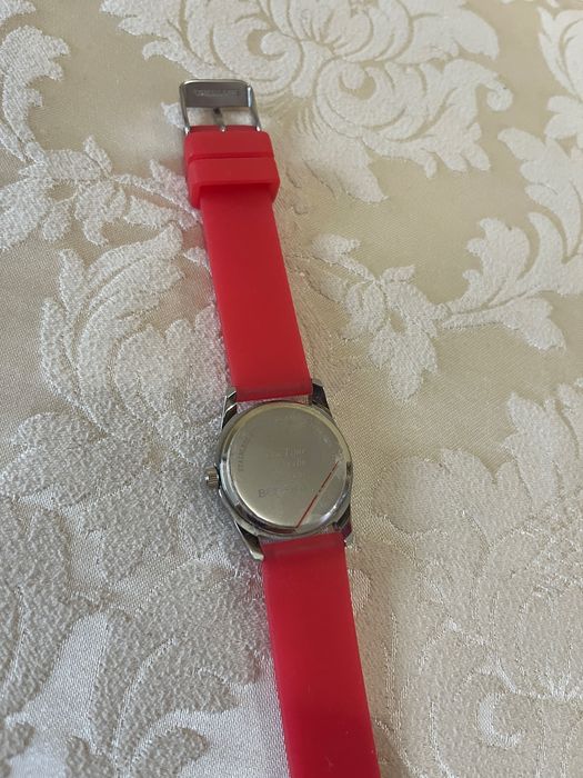 BCBG Часовник с Червена Силиконова Каишка Дамски, Детски, Момичешки