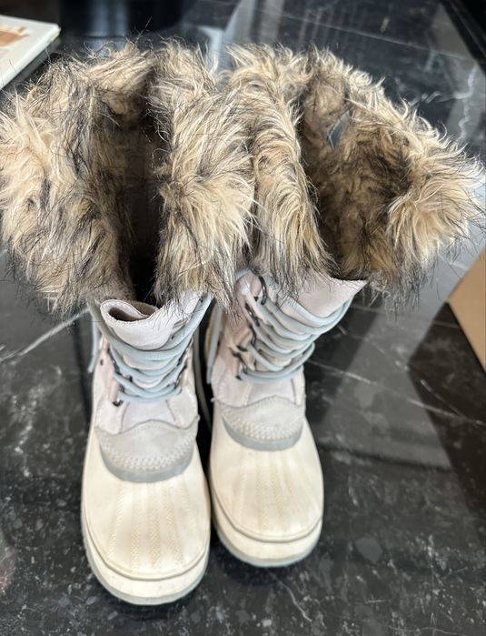 Sorel зимни апрески “joan of arctic” водоустойчиви планински