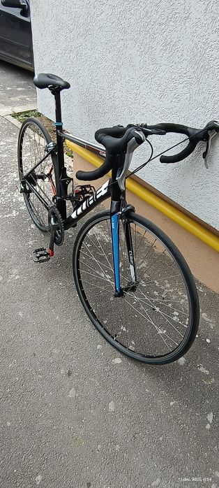 Vand  cursiera custom  Cube  (nu trimit prin colet )