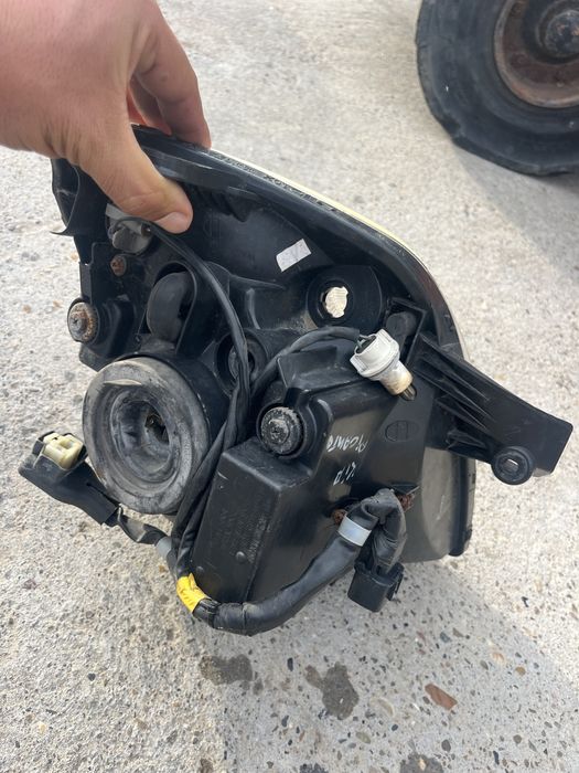 Фар Kia Picanto 2004-