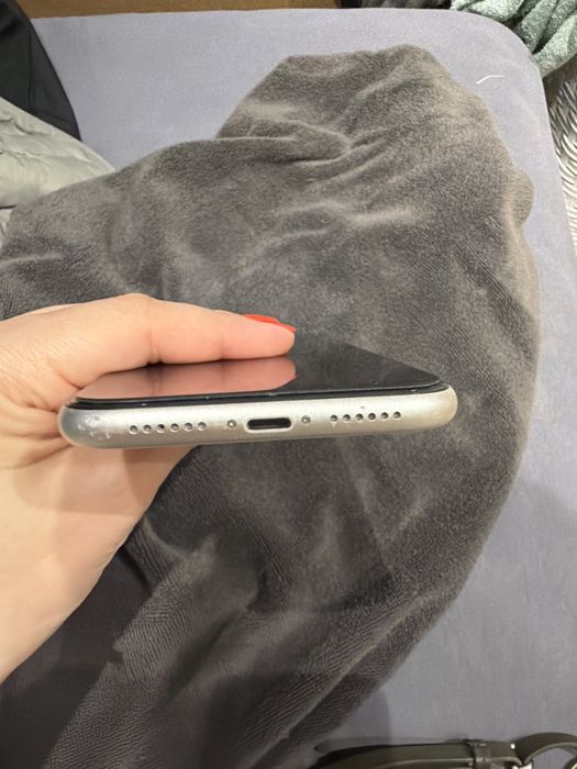 iphone 11 телефон
