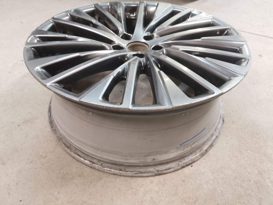 Лексус РХ / Lexus RX [Translated text:] Джанта 9J 21 инча ET40 Lexus R