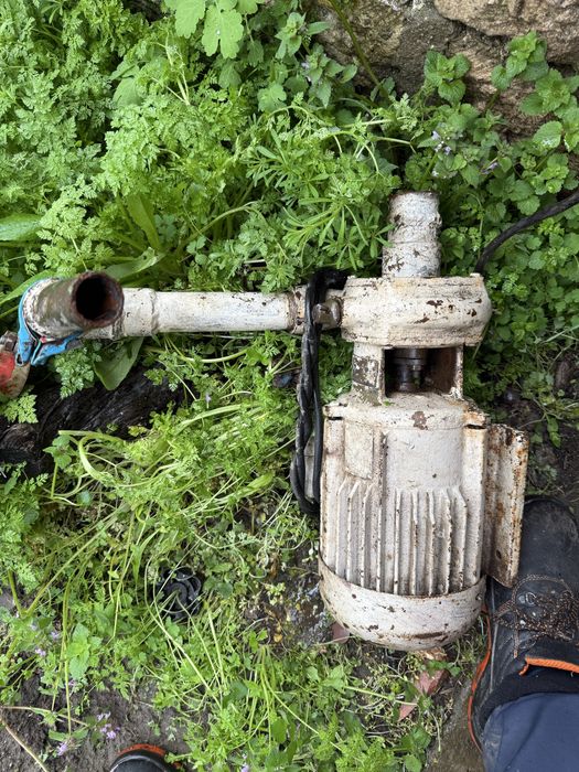 Градински помпи