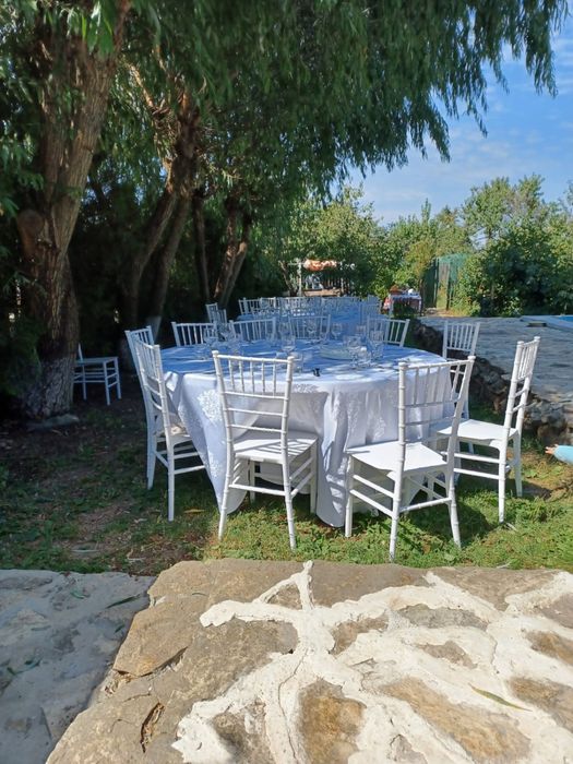 Corturi , Scaune chiavari ,mese rotunde de inchiriat  pt evenimente