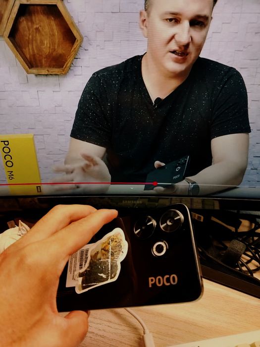 Продам POCO M6 8/256