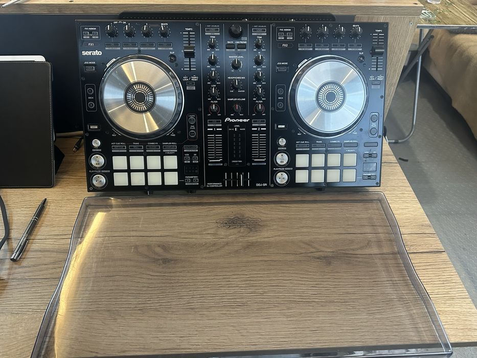 Контролер Pioneer DDJ-SR с decksaver / DJ конзола