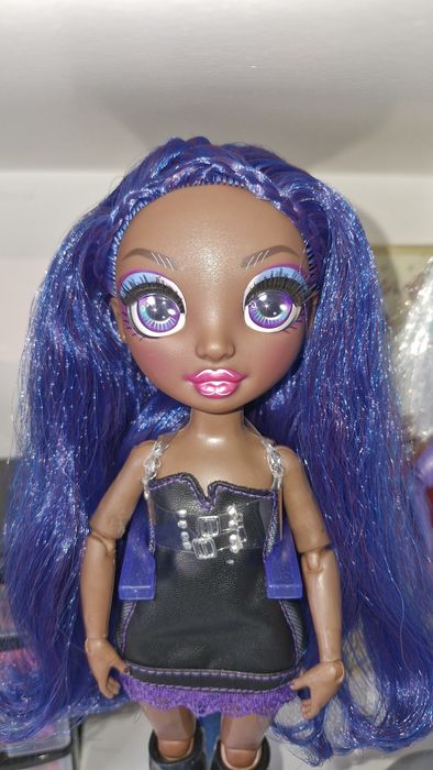 Продам Rainbow high