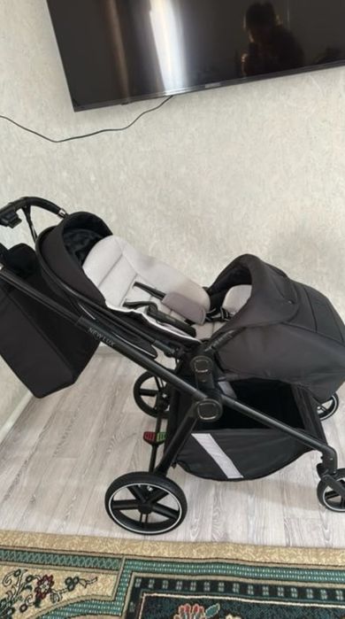 Коляска New Lux z1 черный