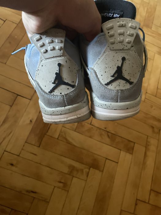 Jordan 4 University blue
