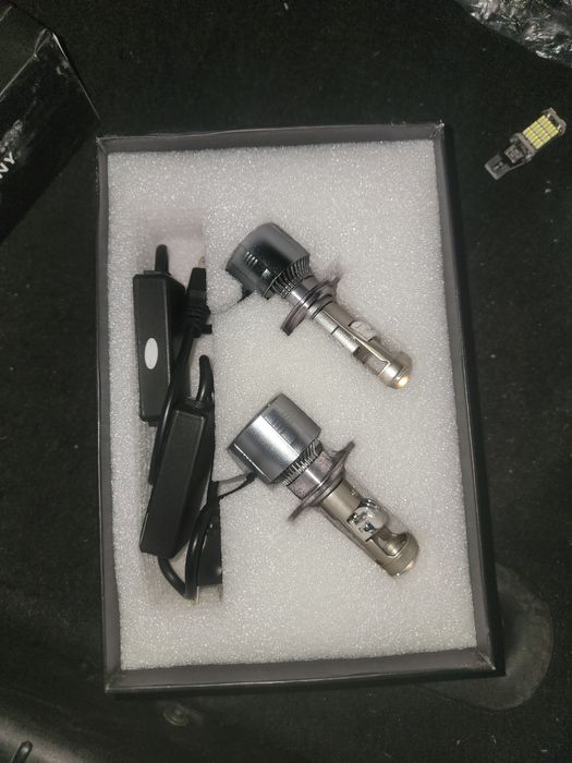 Продоётся мини лед Н7 в отлично состоянии