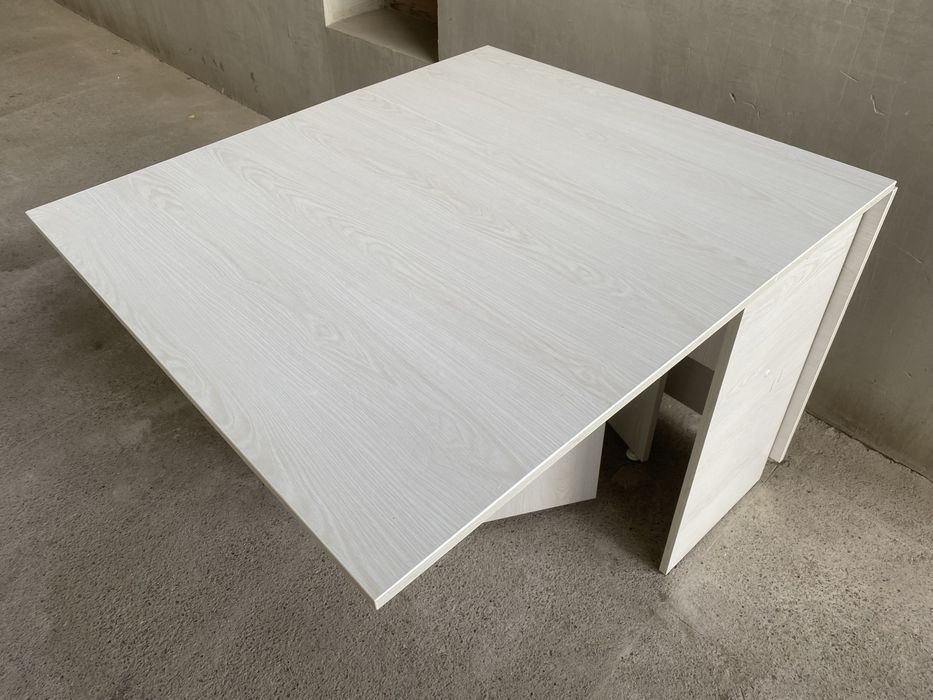 Стол книжка 940.000     (1.65х0.90)