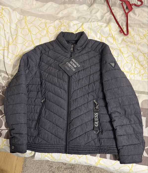 GUESS зимна пухенка!