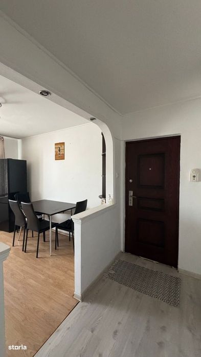 Apartament 3 camere, finisat, utilat, izolat termic, zona linistita