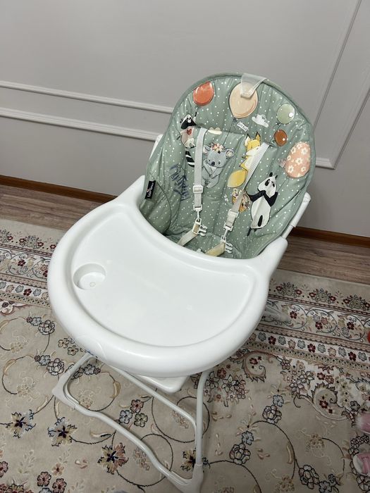 Детский стол для кормления