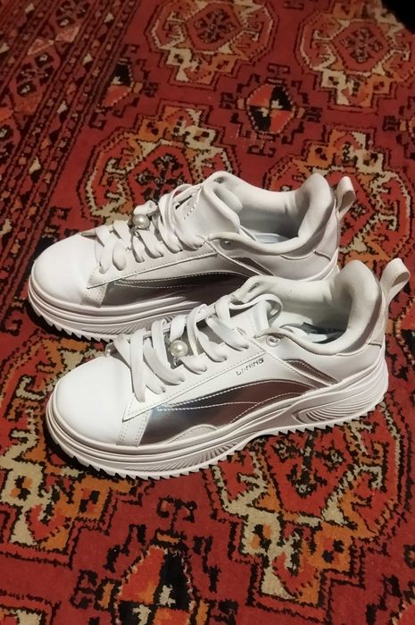 кроссовки Li-Ning 38 раз. ОРИГИНАЛ!