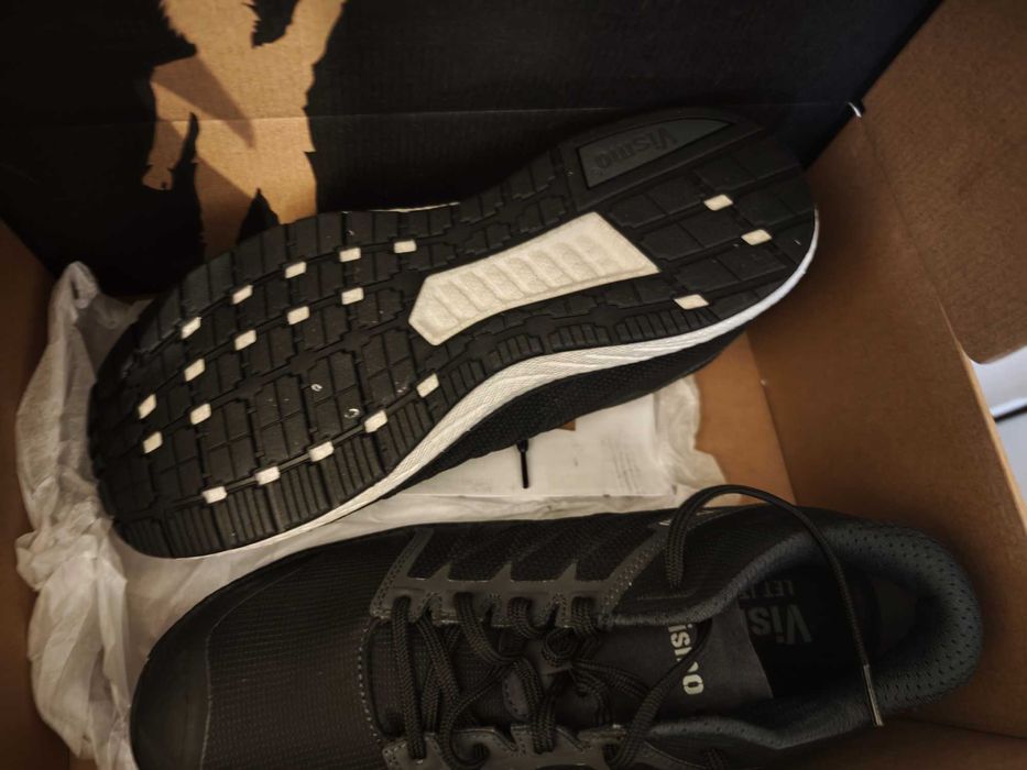 Bocanci de lucru Vismo style j37 noi marimea 44 foarte moi gen adidas