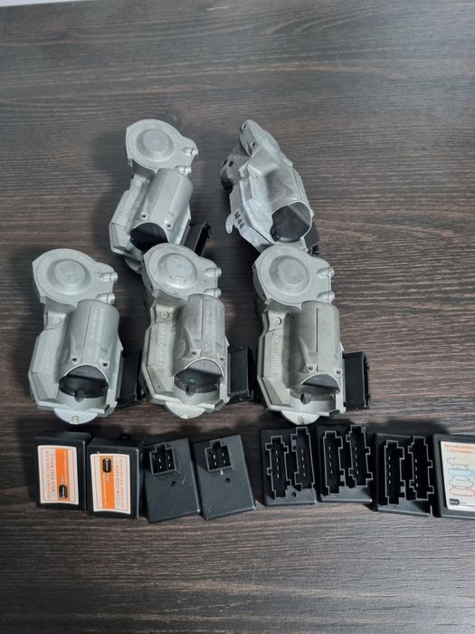 Programare chei,contact,blocator volan Mercedes-Benz